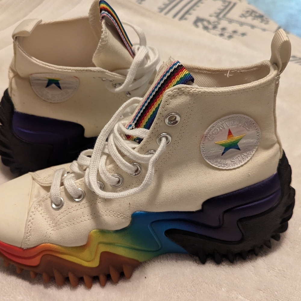 Converse Run Star Motion Platform (Pride 2022)